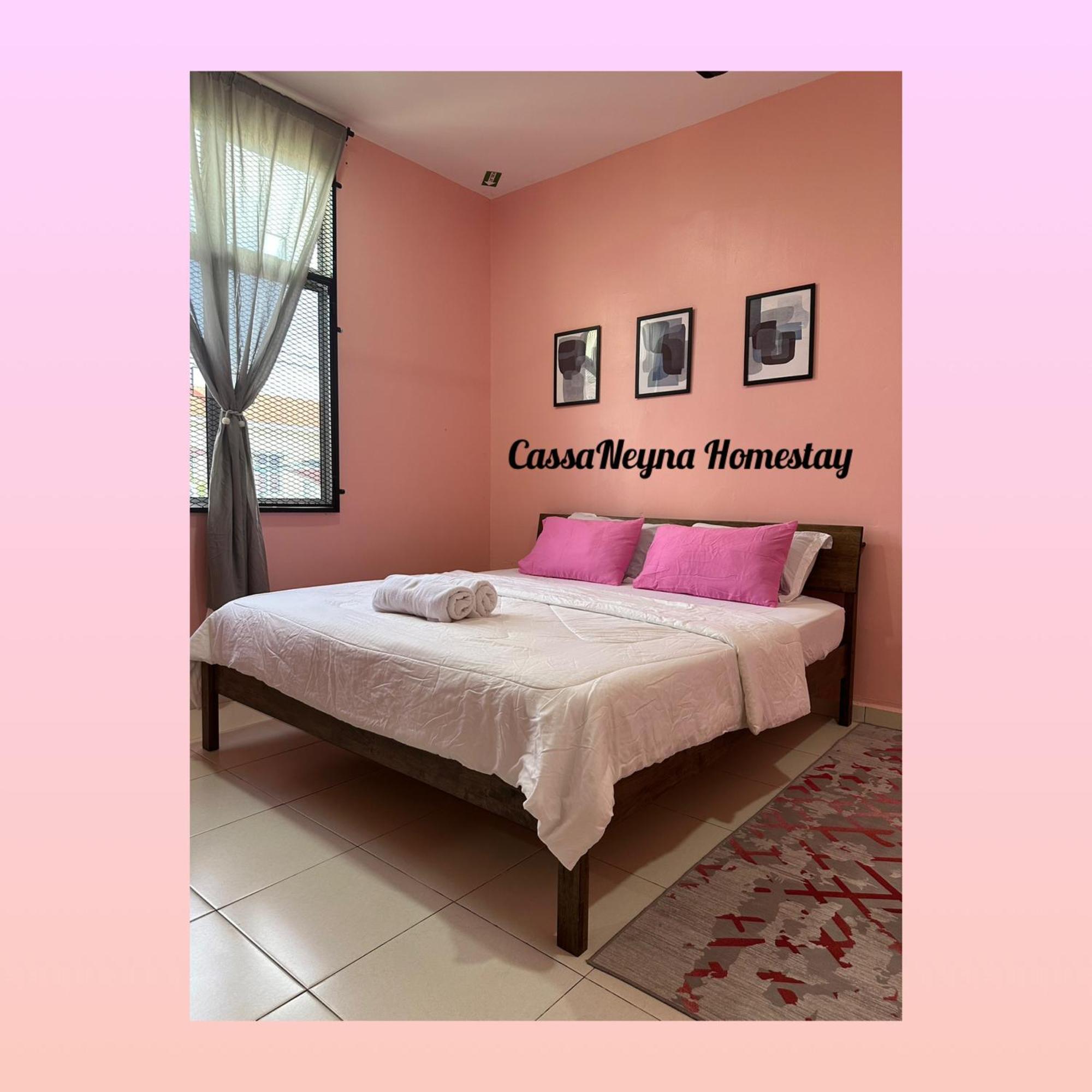 Cassaneyna Homestay Куантан Экстерьер фото